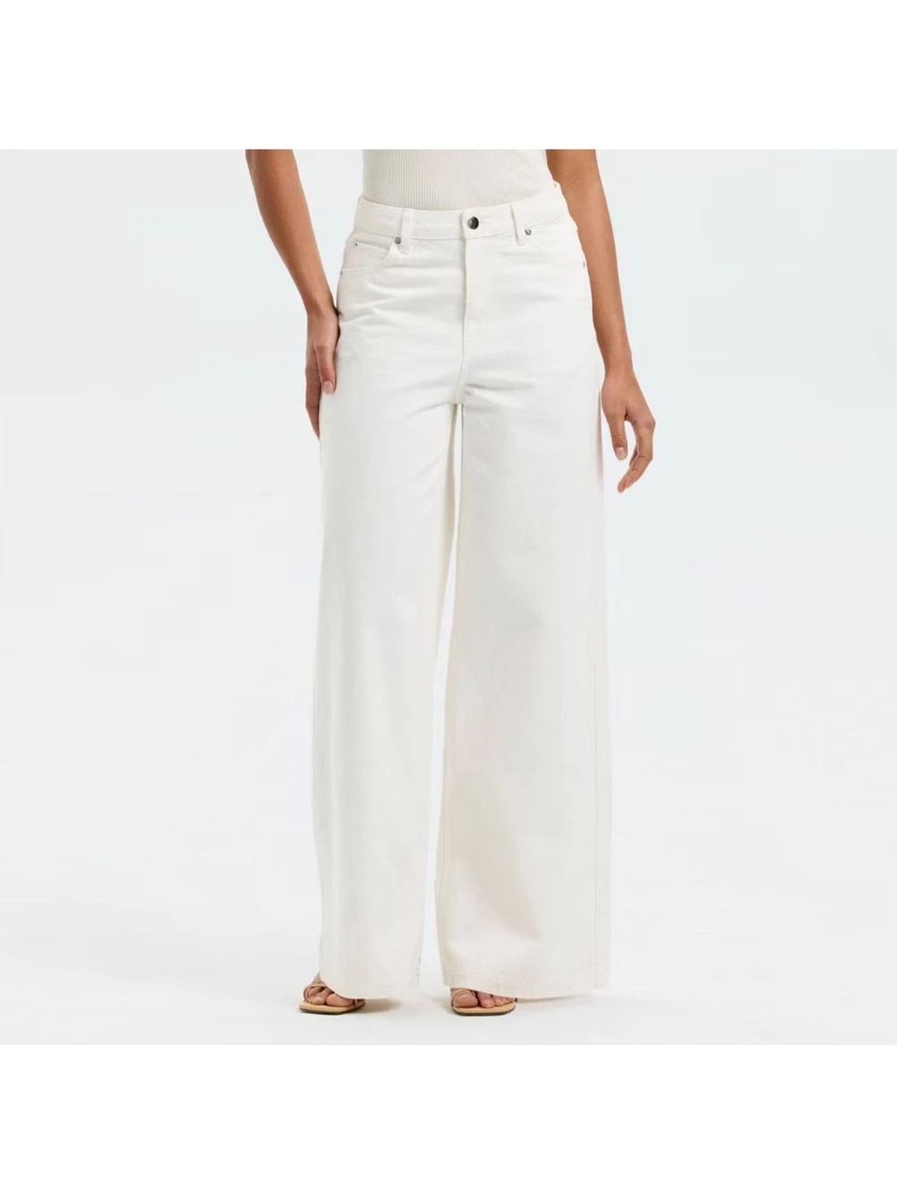 Wide-Leg High-Rise Women’s Jeans - A New Day cream